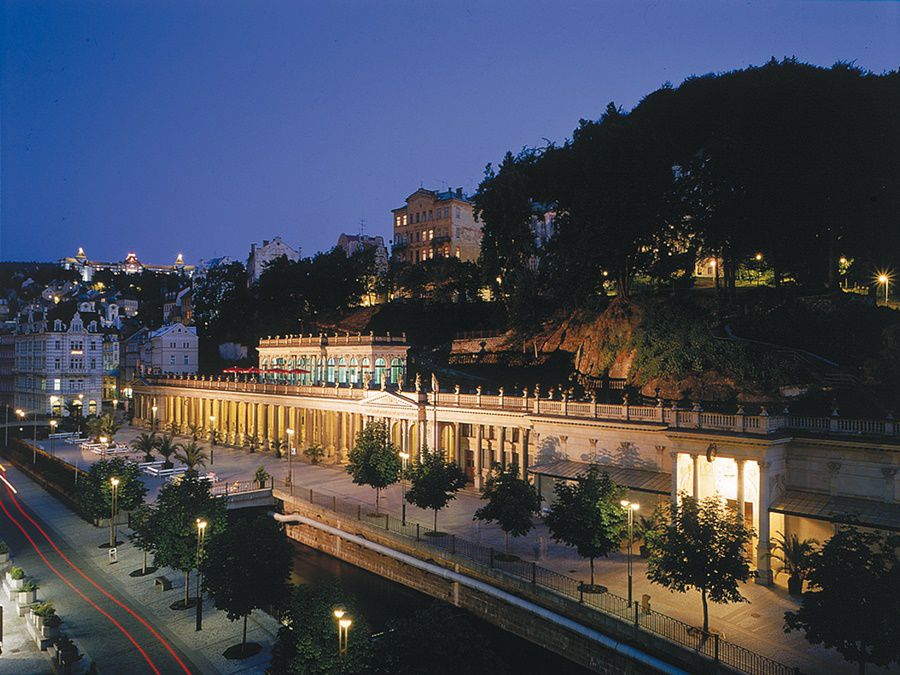 Hotel Derby Karlovy Vary Bagian luar foto