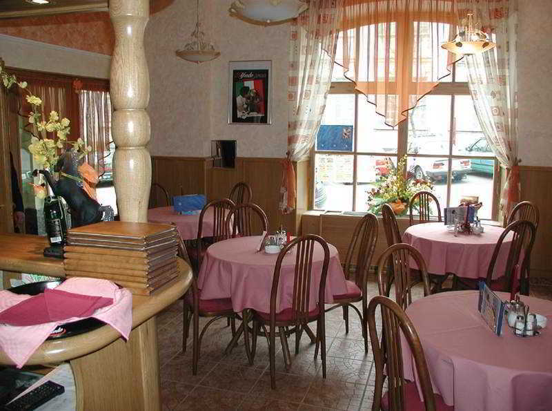 Hotel Derby Karlovy Vary Bagian luar foto