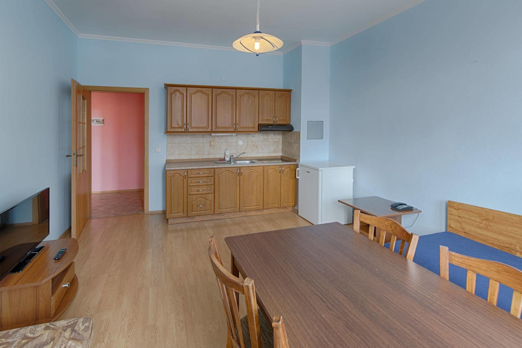 Hotel Derby Karlovy Vary Bagian luar foto