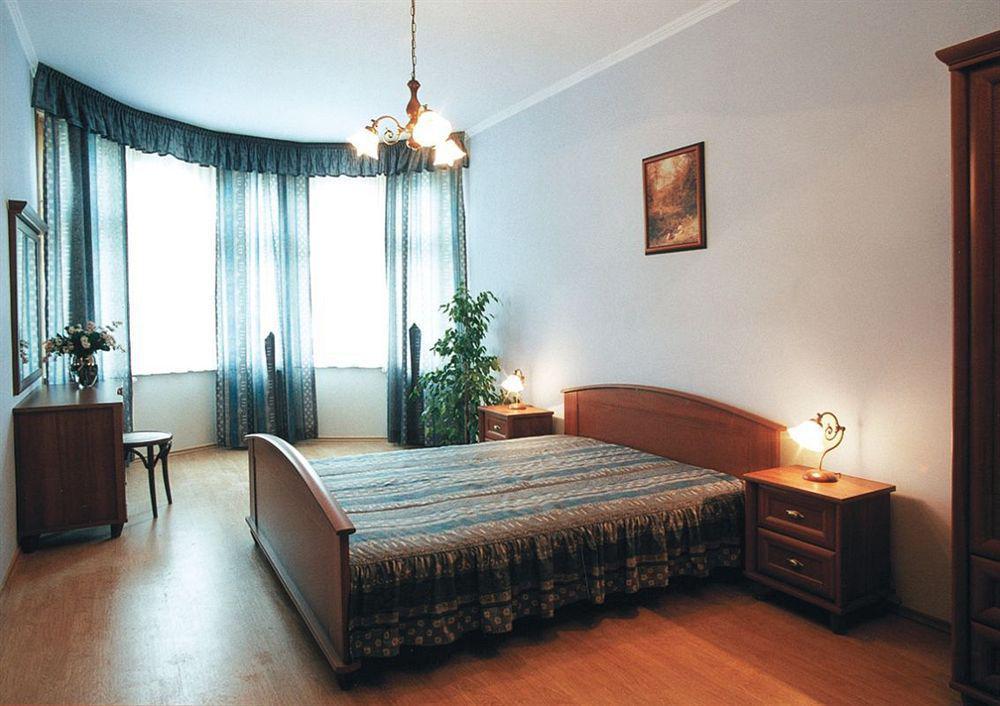 Hotel Derby Karlovy Vary Ruang foto